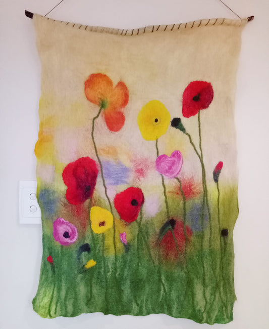 FREE Learn to Felt - floral wall hanging course
